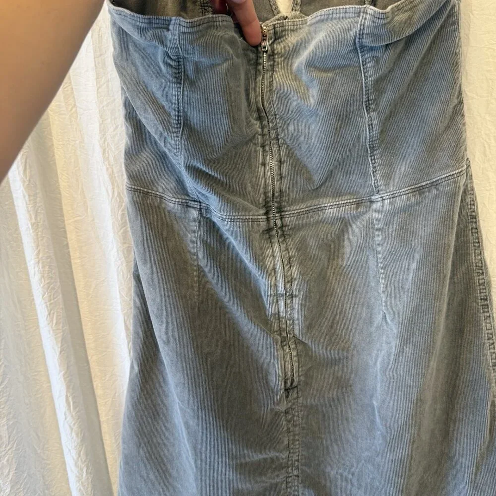 Urban Outfitters Alejandra‎ Grey Corduroy Halter Open Back Mini Dress Size Large - Picture 4 of 7